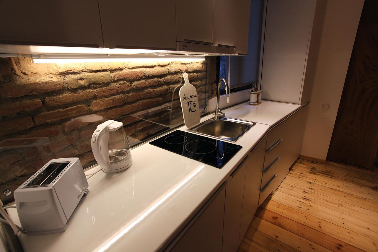 Ethno House Tg Appartement Tbilisi Buitenkant foto